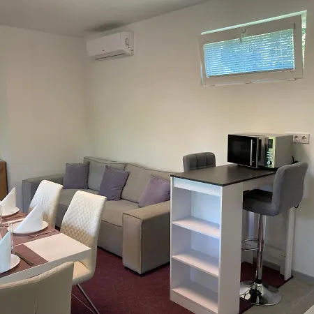 Diofa Vendeghaz Ferienhaus